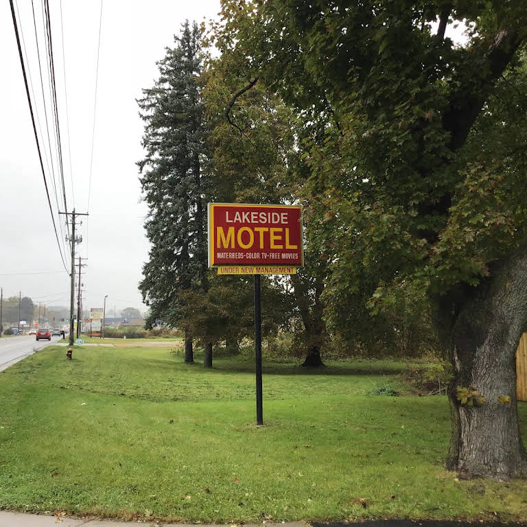 Lakeside motel